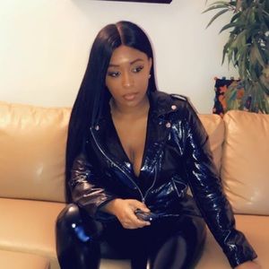 Meet your Posher, Latifah